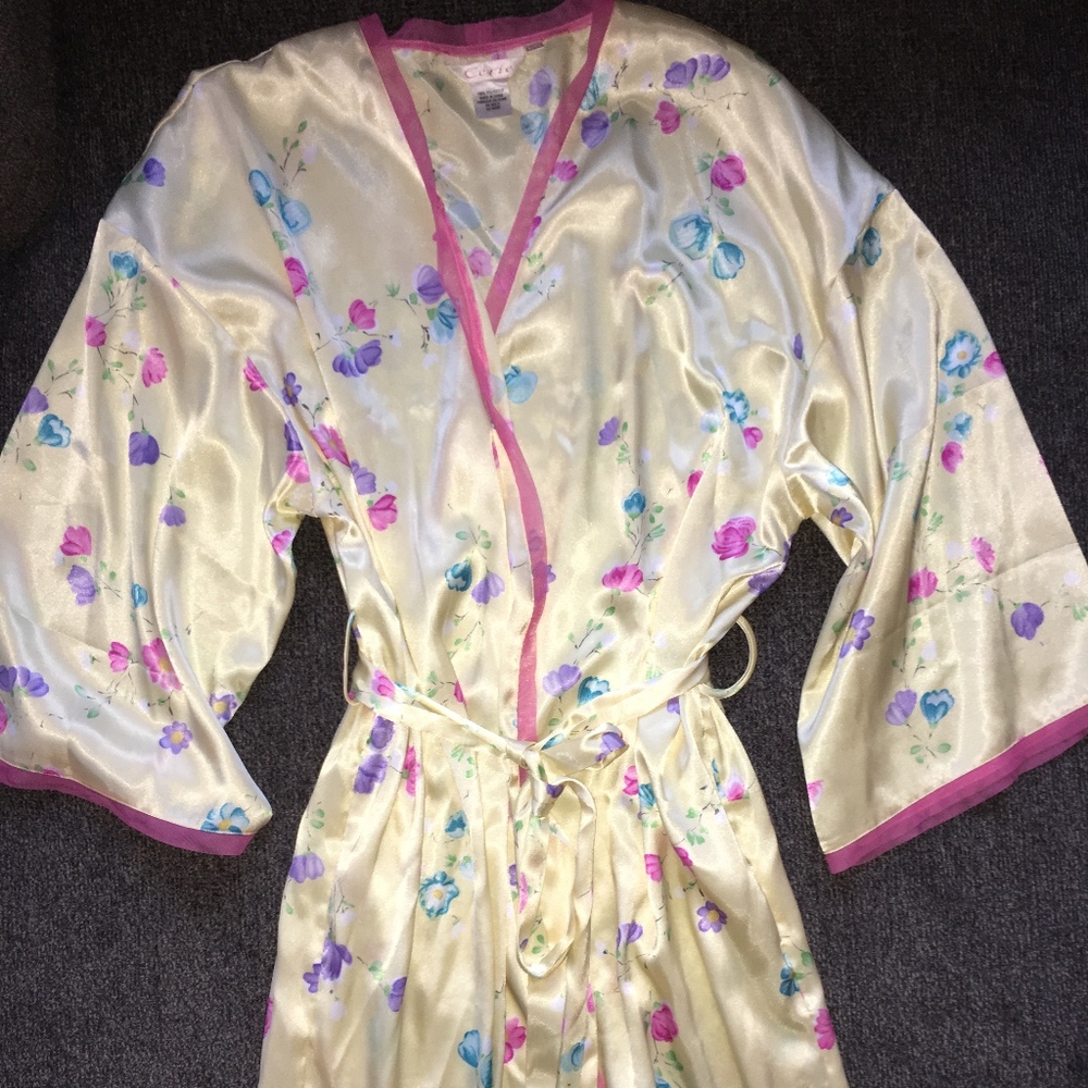 Cerie Satin Poly Kimono Robe Large